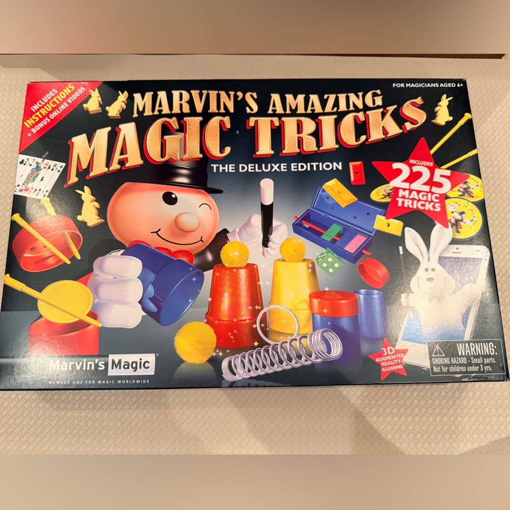 Marvin’s Amazing Magic Tricks Deluxe Edition - 225 Magic Tricks